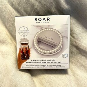 Clip on selfie light